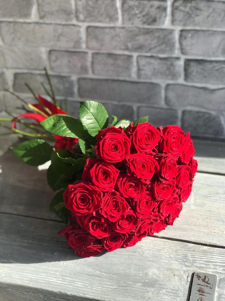 Букет Красные розы Фридом в Химках