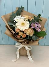 Букет цветов из:  Герберы и Хризантемы в Химках