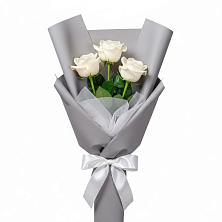 Букет 3 белые розы в Химках