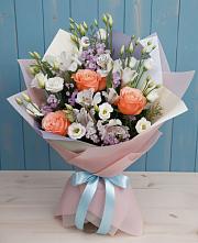 Букет Утренняя свежесть в Химках Букет цветов из:  Лизиантусы, Розы, Альстромерии и Гипсофила в Химках