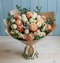 Букет цветов из:  Альстромерии и Розы #REPLACE_PRED# Химках