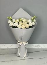 Букет цветов из:  Розы и Лизиантусы в Химках